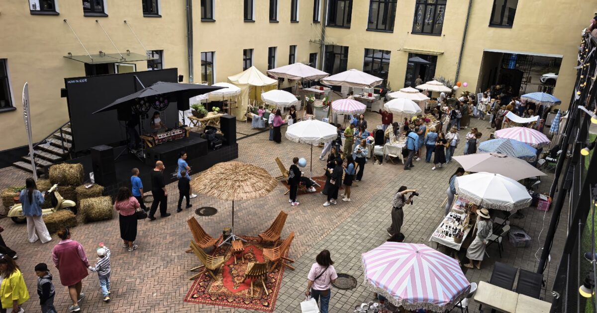 Не просто ярмарка: в эти выходные в Ярославле проходит фестиваль «Дача Маркет»
