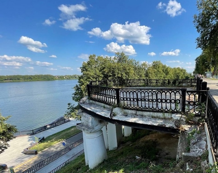 Место, где фотографировались поколения ярославцев, наконец-то вернут к жизни ❤